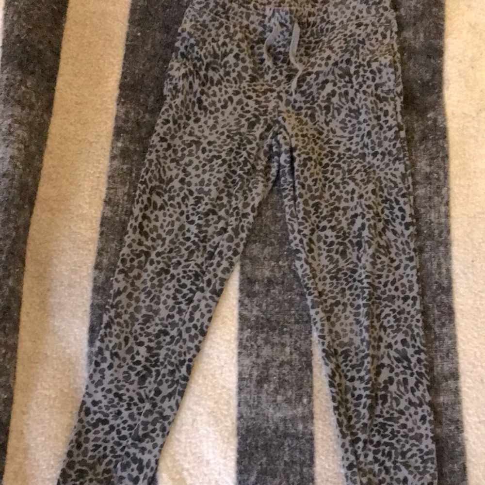 Sweat pants,10-12(girls), gray and black, old Navy